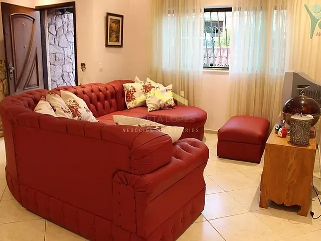 Sobrado 4 quartos e 1 banheiro, à venda, no bairro Vila Alto de Santo André em Santo André