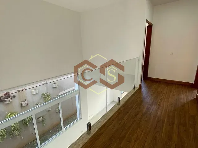 Sobrado com 1m² 3 quartos e 4 banheiros, à venda, no bairro Jardim Esplanada em Indaiatuba