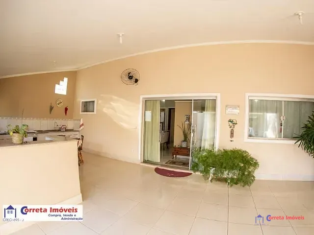 Sobrado à venda, no bairro Jardim Cangalha em Três Lagoas