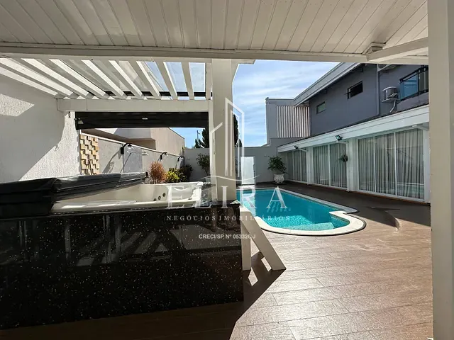 Sobrado com 390m² 4 quartos e 4 banheiros, à venda, no bairro Vila Cordenonsi em Americana