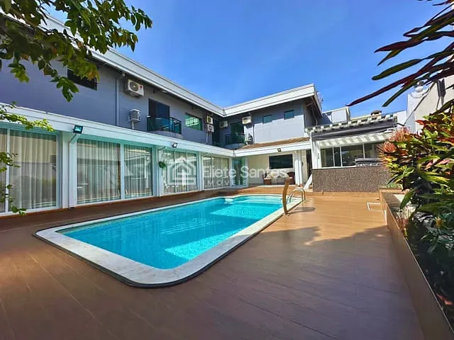 Sobrado com 390m² 4 quartos e 4 banheiros, à venda, no bairro Vila Cordenonsi em Americana