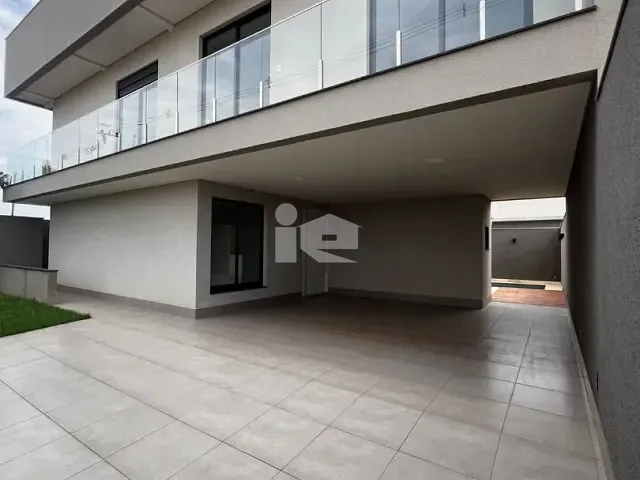 Sobrado com 300m² 3 quartos e 5 banheiros, à venda, no bairro Jardim Costa do Sol em Rolândia