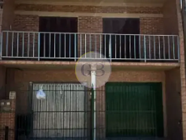 Sobrado 3 quartos e 2 banheiros, à venda, no bairro Fragata em Pelotas