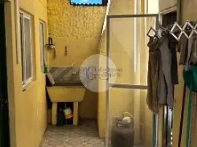 Sobrado 3 quartos e 2 banheiros, à venda, no bairro Fragata em Pelotas