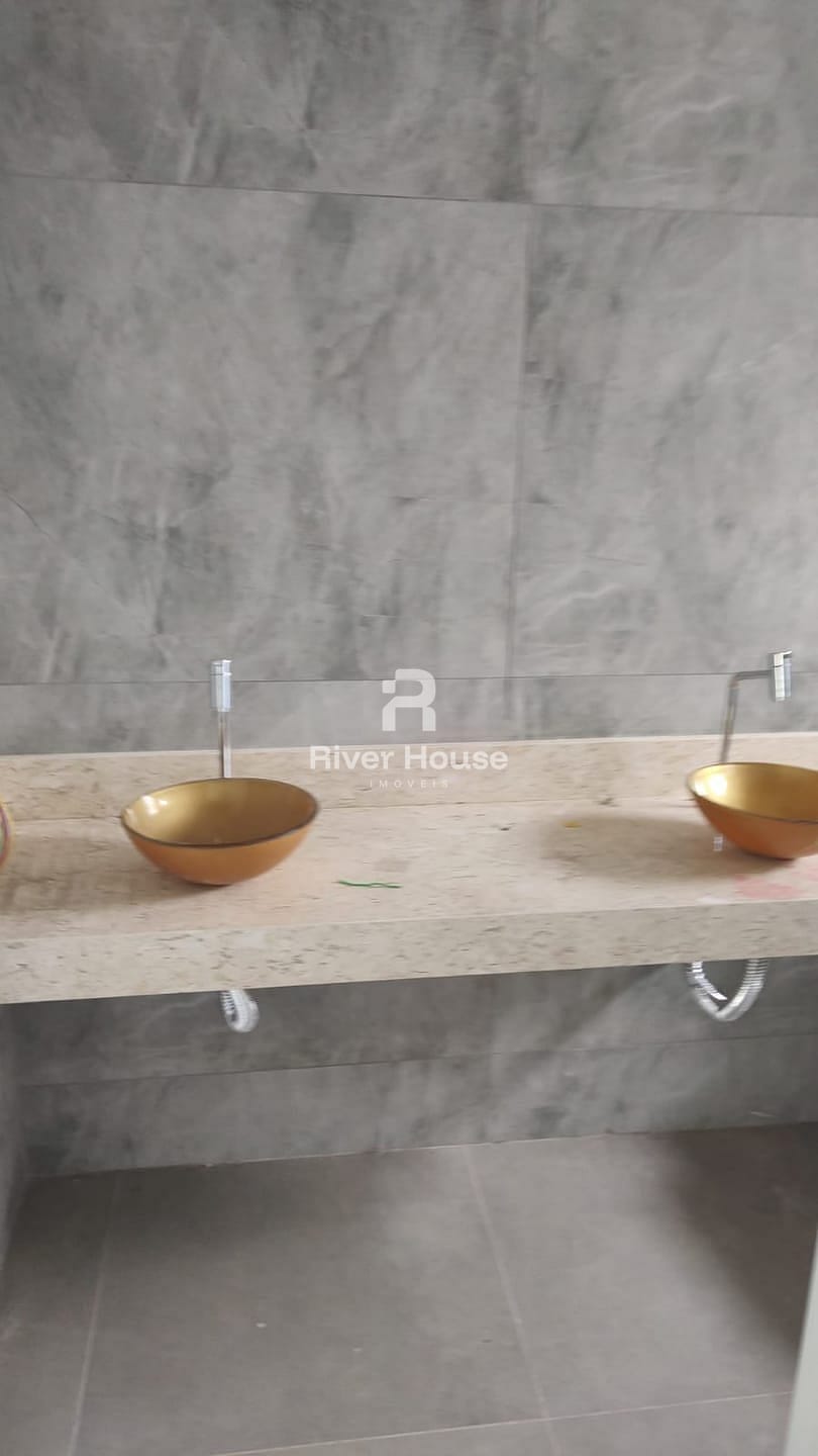 Sobrado à venda com 5 quartos, 318m² - Foto 11