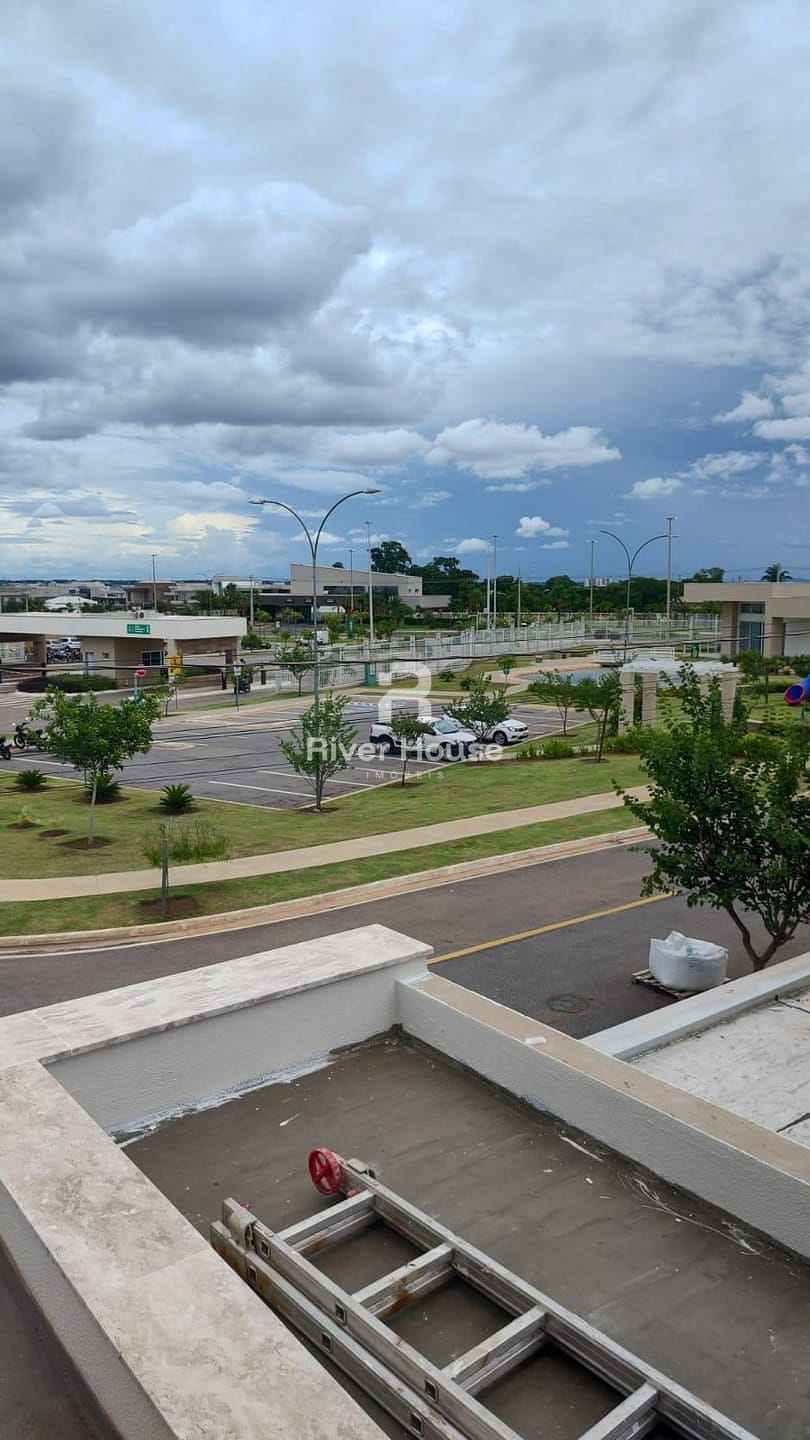 Sobrado à venda com 5 quartos, 318m² - Foto 3