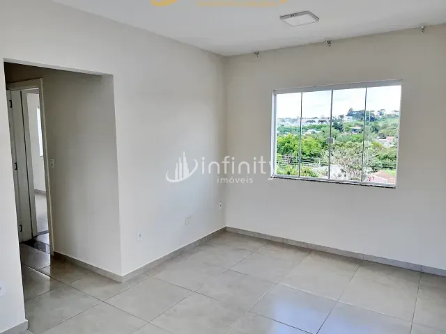 Sobrado 2 quartos e 3 banheiros, à venda, no bairro Vila Ferroviária em Mafra