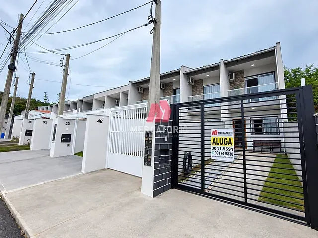 Sobrado 2 quartos e 2 banheiros, para alugar, no bairro Itoupava Central em Blumenau
