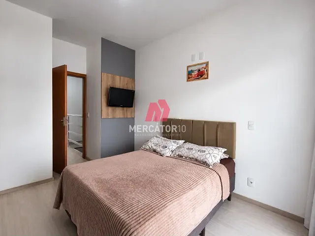 Sobrado 2 quartos e 2 banheiros, para alugar, no bairro Itoupava Central em Blumenau