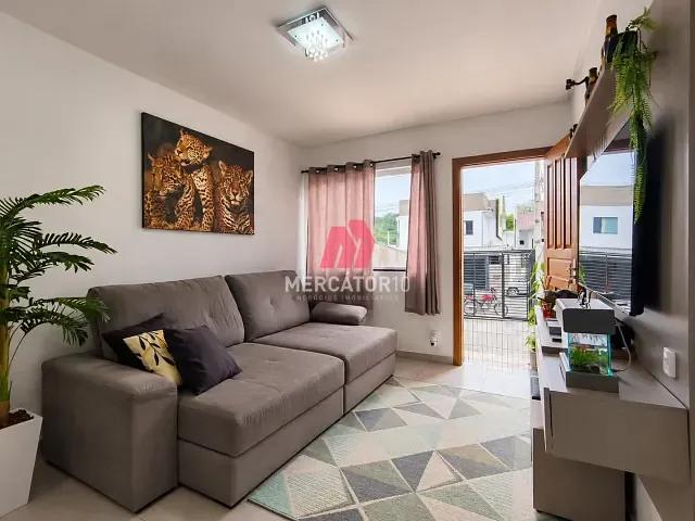 Sobrado 2 quartos e 2 banheiros, para alugar, no bairro Itoupava Central em Blumenau
