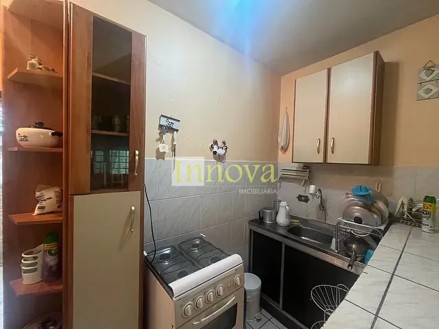 Sobrado com 40m² 2 quartos e 1 banheiro, à venda, no bairro Martim de Sá em Caraguatatuba