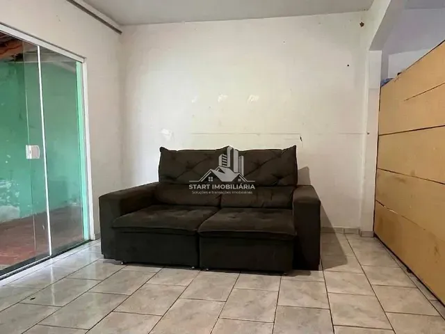 Sobrado 3 quartos e 2 banheiros, à venda, no bairro Nosso Teto em Pederneiras