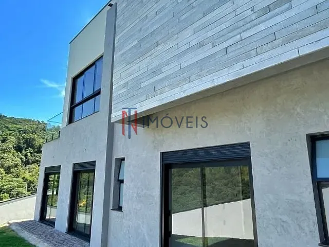 Sobrado com 600m² 3 quartos e 5 banheiros, à venda, no bairro Condominio Quintas da Boa Vista em Atibaia