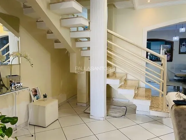 Sobrado com 275m² 3 quartos e 3 banheiros, à venda, no bairro Wanel Ville em Sorocaba