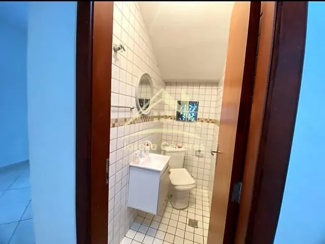 Sobrado com 200m² 3 quartos e 4 banheiros, à venda, no bairro Jardim Passaredo em Cuiabá
