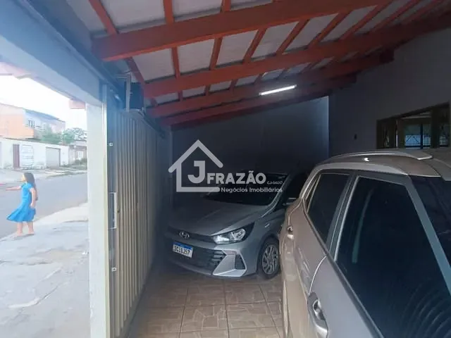 Sobrado com 282m² 3 quartos e 3 banheiros, à venda, no bairro Solange Park II em Goiânia
