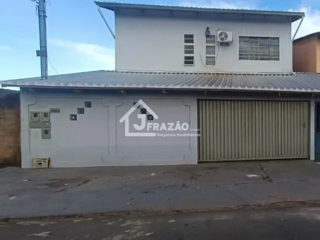 Sobrado com 282m² 3 quartos e 3 banheiros, à venda, no bairro Solange Park II em Goiânia