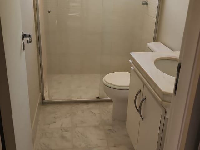 Sobrado 2 quartos e 2 banheiros, para alugar, no bairro Despraiado em Cuiabá