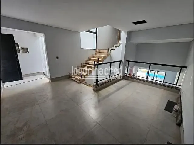 Sobrado com 206m² 3 quartos e 4 banheiros, à venda, no bairro Jardim Central Park em Londrina