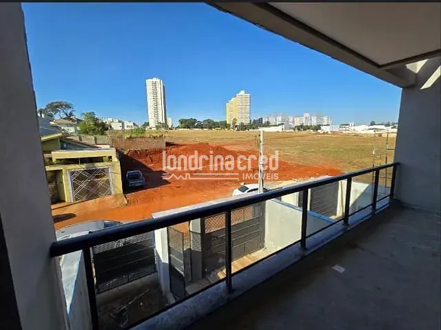 Sobrado com 206m² 3 quartos e 4 banheiros, à venda, no bairro Jardim Central Park em Londrina