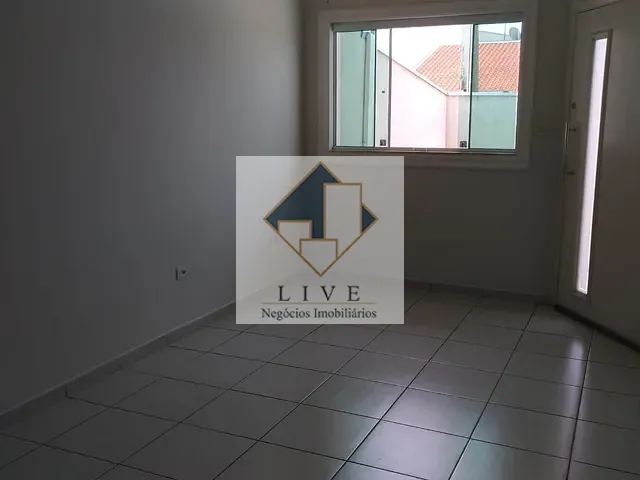 Sobrado com 150m² 2 quartos e 2 banheiros, à venda, no bairro Parque Nova Carioba em Americana