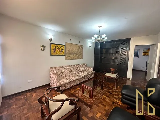 Sobrado com 534m² 4 quartos e 4 banheiros, à venda, no bairro Los Angeles em Londrina