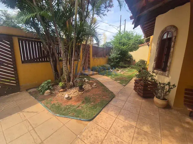 Sobrado com 310m² 4 quartos e 3 banheiros, à venda, no bairro Jardim Novo Horizonte em Valinhos