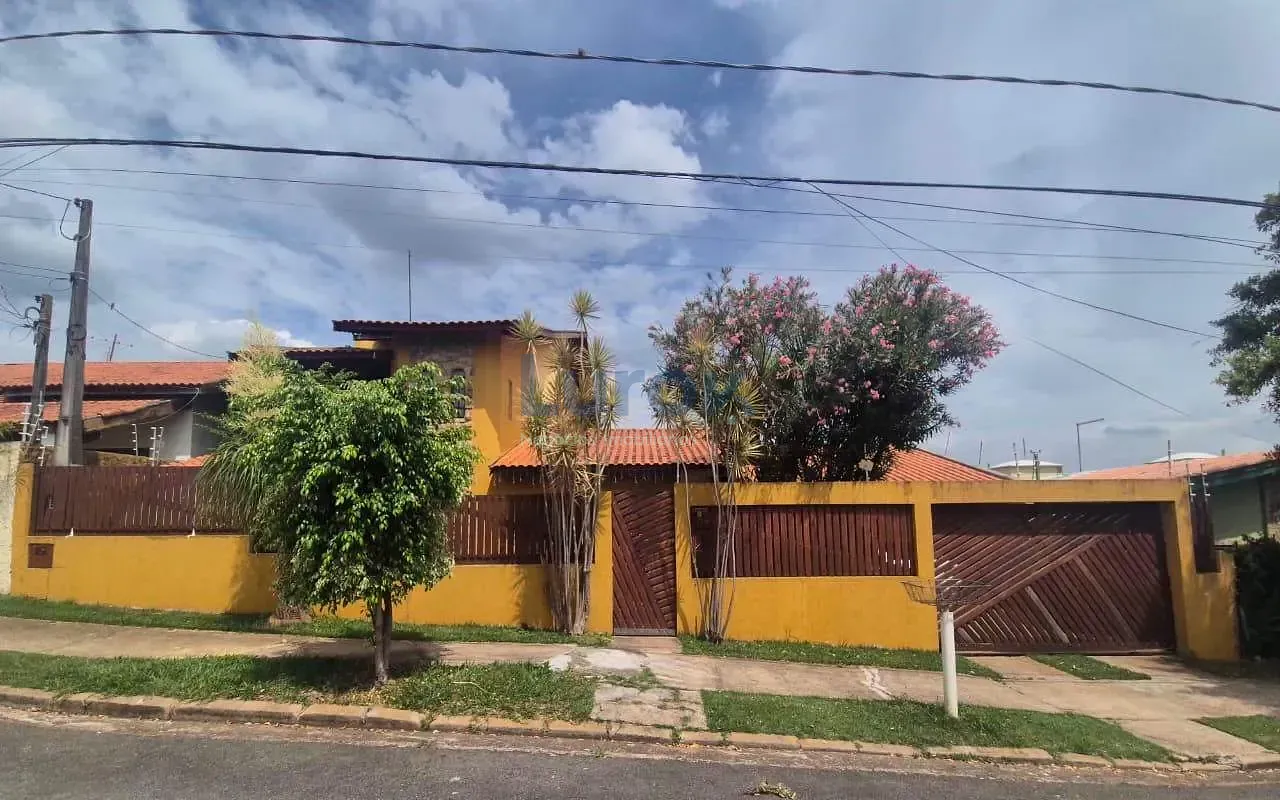 Sobrado, 4 quartos, 189 m² - Foto 1