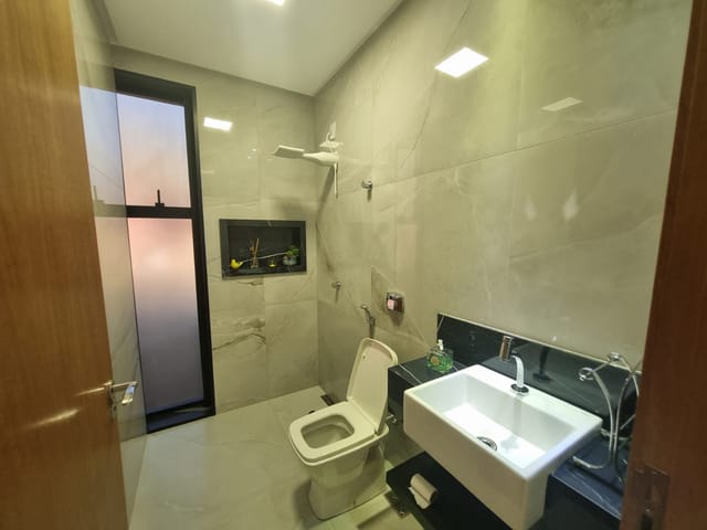 Foto do Sobrado - Sobrado à venda, Jardins Nápoles, Goiânia, GO | Mira Imóveis