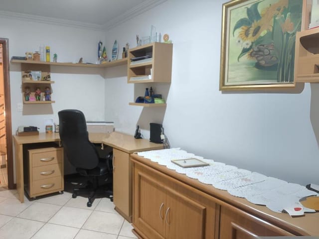 Sobrado com 325m² 4 quartos e 5 banheiros, à venda, no bairro Jardim Morumbi em Cambé