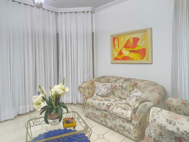 Sobrado com 325m² 4 quartos e 5 banheiros, à venda, no bairro Jardim Morumbi em Cambé
