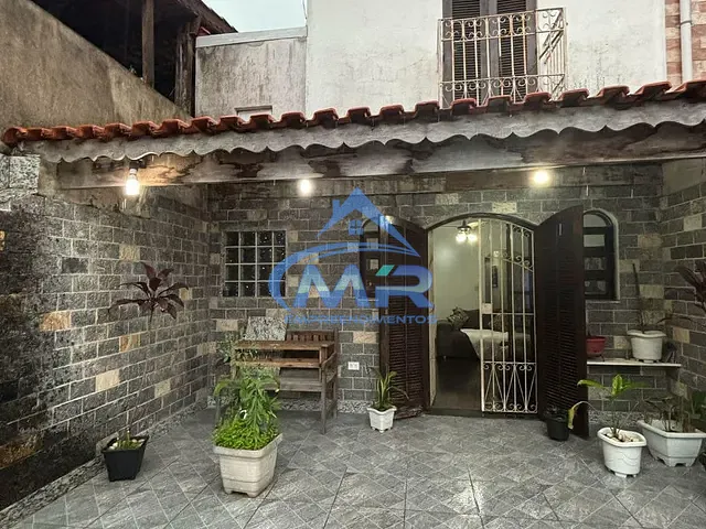 Sobrado com 175m² 3 quartos e 2 banheiros, à venda, no bairro Parque Guarani em São Paulo