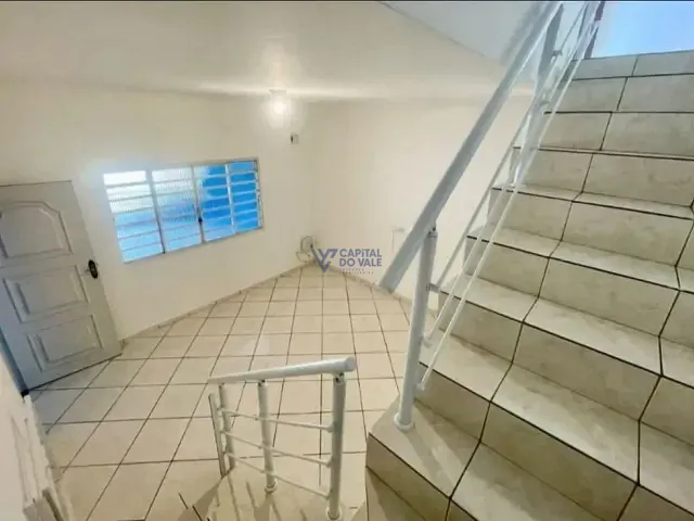 Sobrado com 125m² 4 quartos e 2 banheiros, à venda, no bairro Cidade Morumbi em São José dos Campos