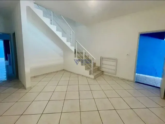 Sobrado com 125m² 4 quartos e 2 banheiros, à venda, no bairro Cidade Morumbi em São José dos Campos