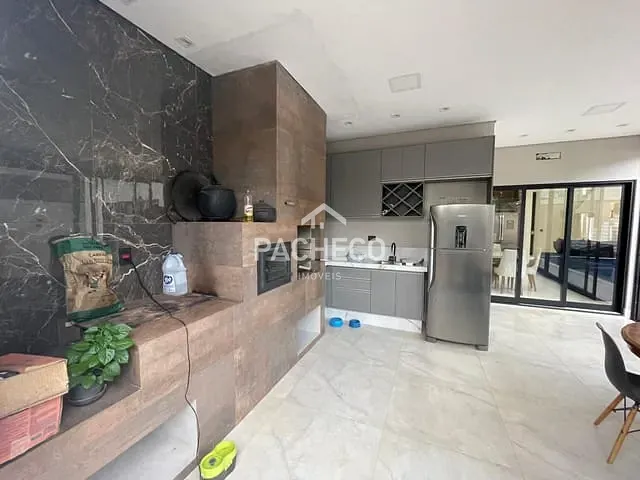 Sobrado com 324m² 3 quartos e 3 banheiros, à venda ou para alugar, no bairro Jardim Santa Alice em Santa Bárbara d'Oeste