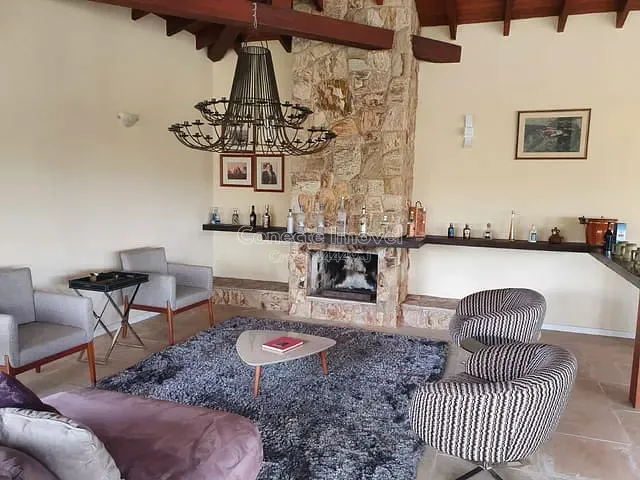 Sobrado com 6000m² 4 quartos e 5 banheiros, à venda, no bairro Condomínio Fazenda Duas Marias em Jaguariúna
