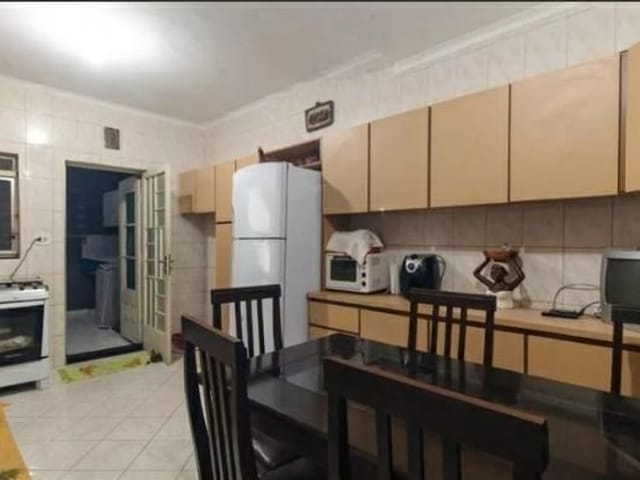 Foto do Sobrado - ** À VENDA SOBRADO GRANDE DE 80m² POSSUI3 DORMITÓRIOS E 1 VAGA ÓTIMA LOCALIZAÇÃO - Para Mais Informações Corretor Alex Camargo (11) 94009-6980 !!! ** | Rocha Marqueze Imóveis