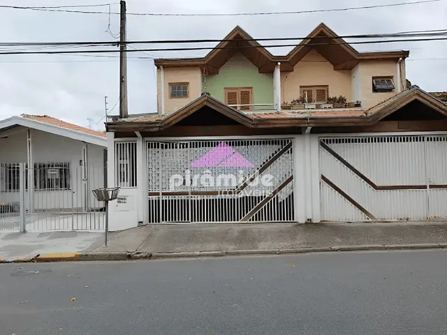 Sobrado com 130m² 3 quartos e 3 banheiros, à venda, no bairro Jardim Augusta em São José Dos Campos