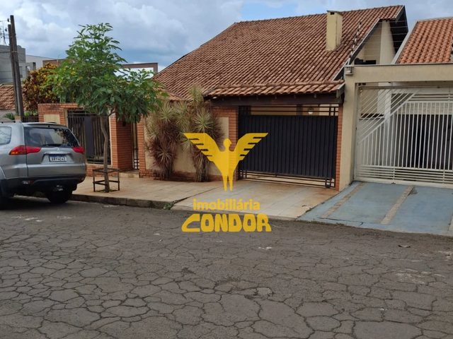 Sobrado com 300m² 3 quartos e 4 banheiros, à venda, no bairro Jardim Vila Rica em Cambé