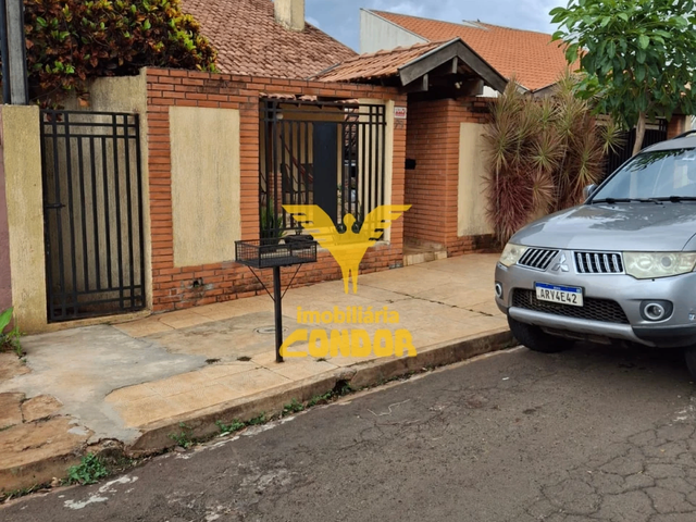 Sobrado com 300m² 3 quartos e 4 banheiros, à venda, no bairro Jardim Vila Rica em Cambé