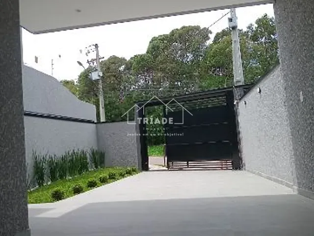 Sobrado com 190m² 3 quartos e 2 banheiros, à venda, no bairro Costeira  em Araucária