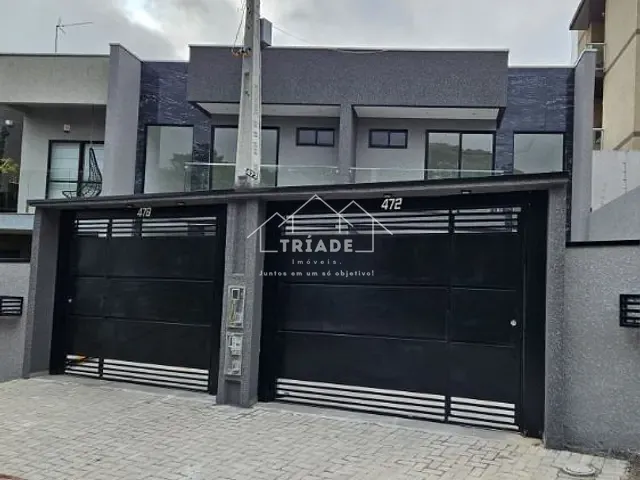 Sobrado com 190m² 3 quartos e 2 banheiros, à venda, no bairro Costeira  em Araucária