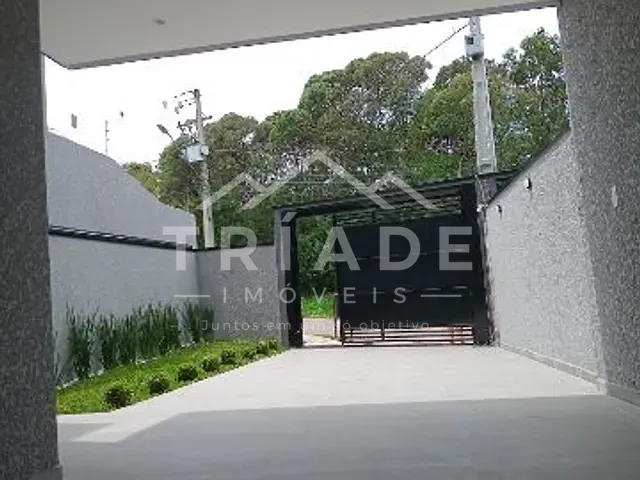 Sobrado com 190m² 3 quartos e 2 banheiros, à venda, no bairro Costeira  em Araucária