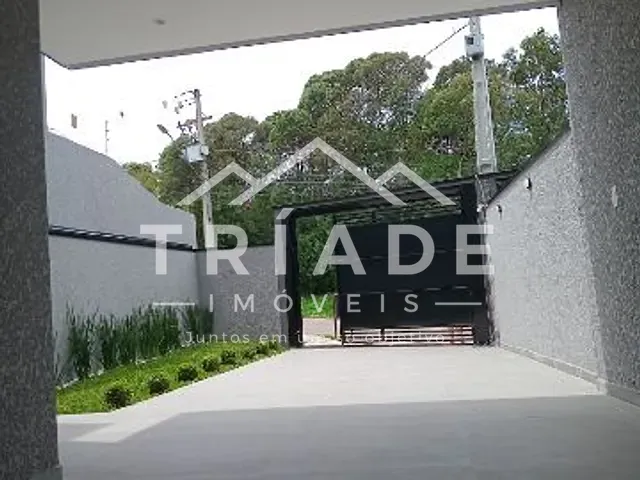 Sobrado com 190m² 3 quartos e 2 banheiros, à venda, no bairro Costeira em Araucária