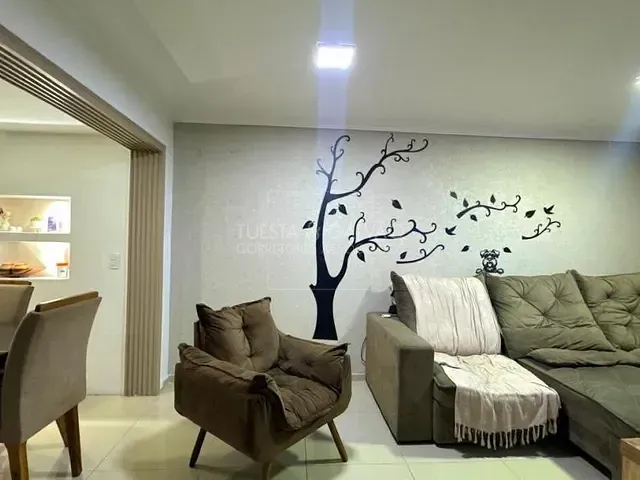 Sobrado com 67m² 3 quartos e 2 banheiros, à venda, no bairro Vitória Régia em Curitiba