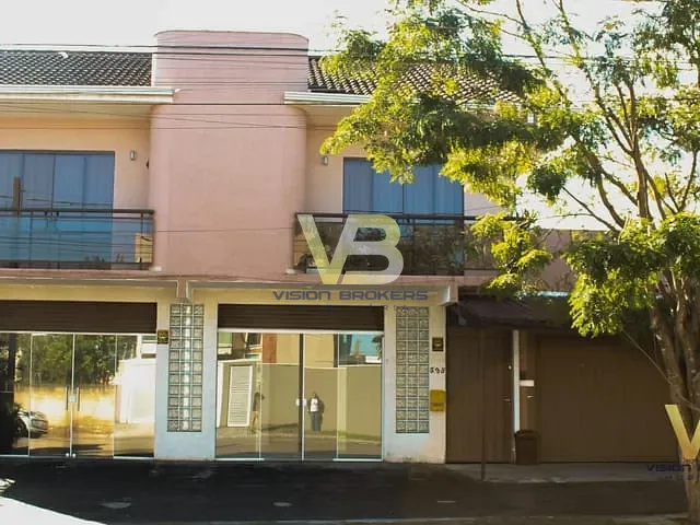 Sobrado com 546m² 3 quartos e 2 banheiros, à venda, no bairro Atuba em Pinhais