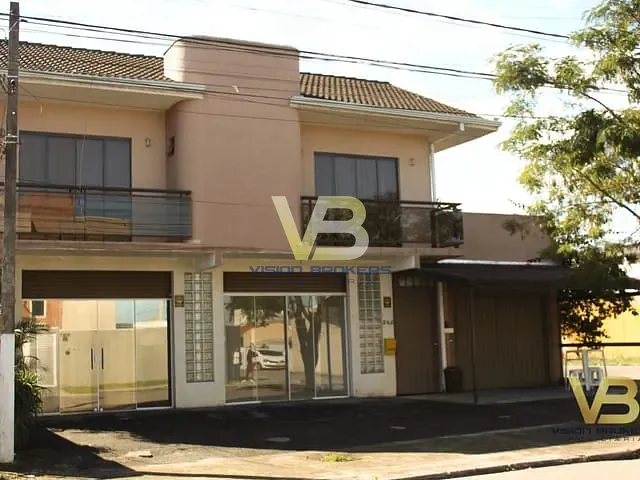 Sobrado com 546m² 3 quartos e 2 banheiros, à venda, no bairro Atuba em Pinhais