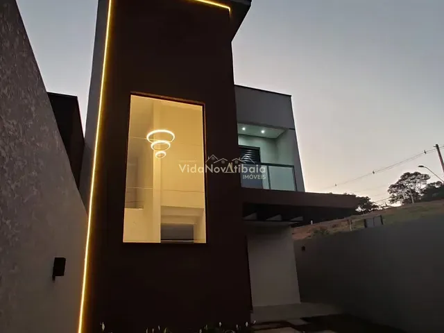 Sobrado com 175m² 3 quartos e 2 banheiros, à venda, no bairro Loteamento Vale das Flores em Atibaia