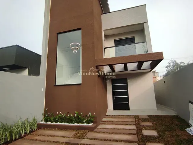 Sobrado com 175m² 3 quartos e 2 banheiros, à venda, no bairro Loteamento Vale das Flores em Atibaia