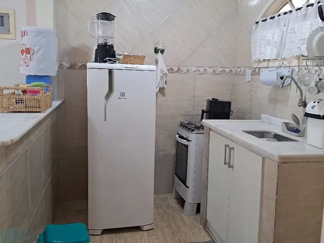 Sobrado 2 quartos e 1 banheiro, à venda, no bairro Cidade Praiana em Rio das Ostras